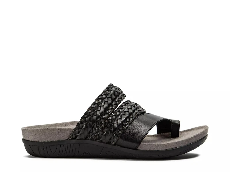 Jonelle Sandal