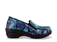 Leeza Work Slip-On
