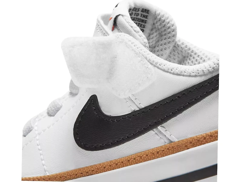 Court Legacy Sneaker