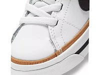 Court Legacy Sneaker