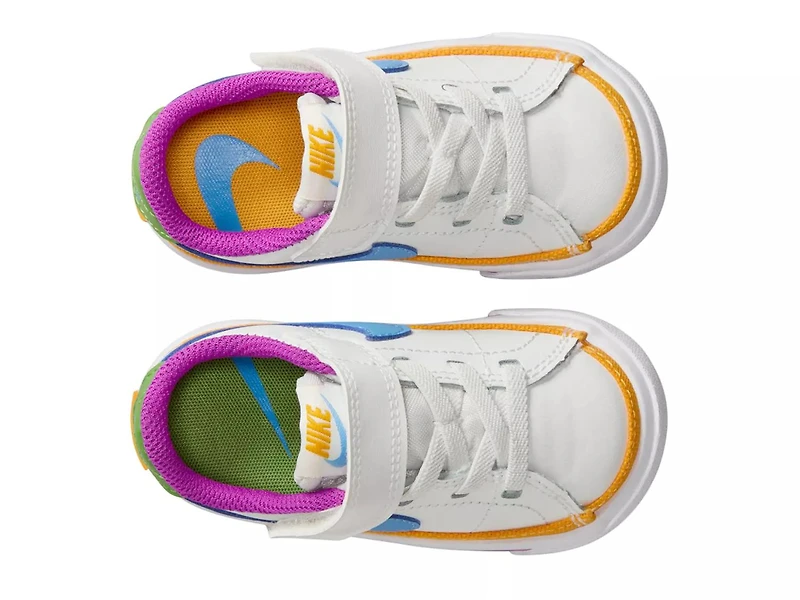 Court Legacy Sneaker