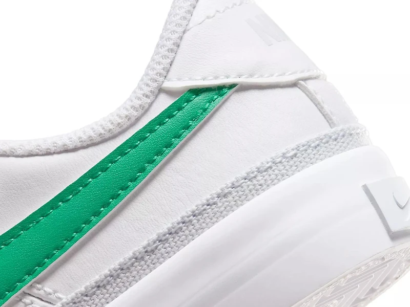 Court Legacy Sneaker