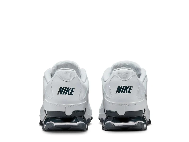 Reax 8 TR Sneaker