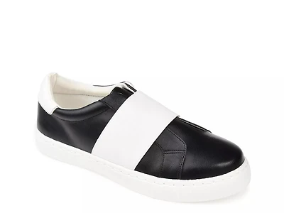 Billie Slip-On Sneaker