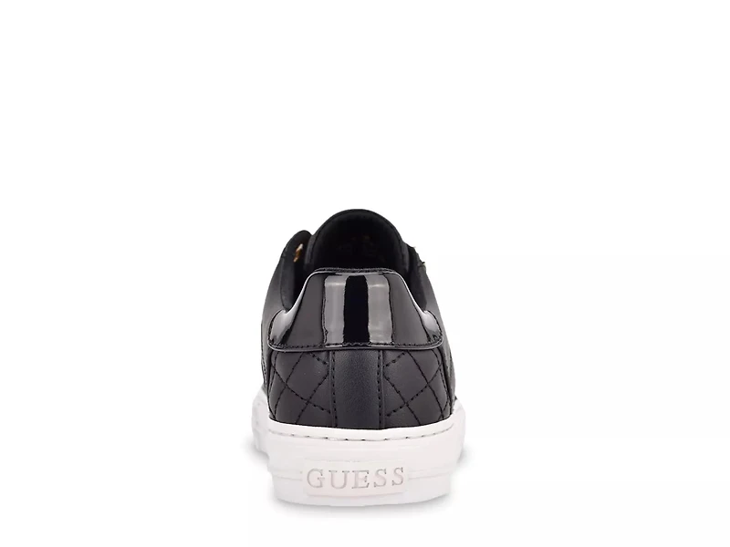 Loven Sneaker