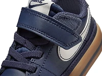 Court Legacy Sneaker