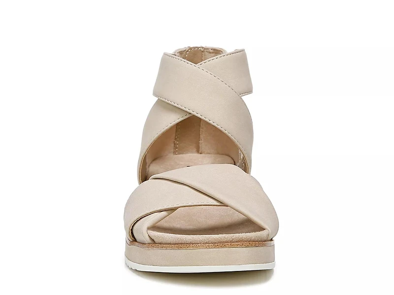 Zoom Platform Sandal