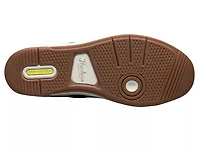 Crossover Plain Toe Sneaker