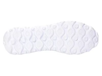 TravelActiv Avid Slip-On