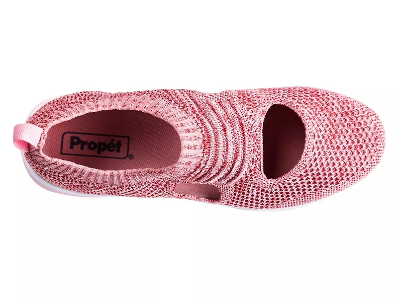 TravelActiv Avid Slip-On