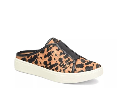 Beekon Slip-On Sneaker