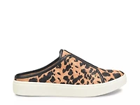 Beekon Slip-On Sneaker