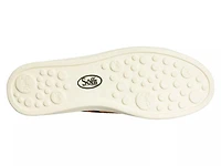 Beekon Slip-On Sneaker