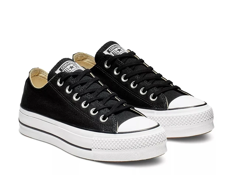 Chuck Taylor Platform Sneaker