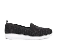 TravelFit Slip-On