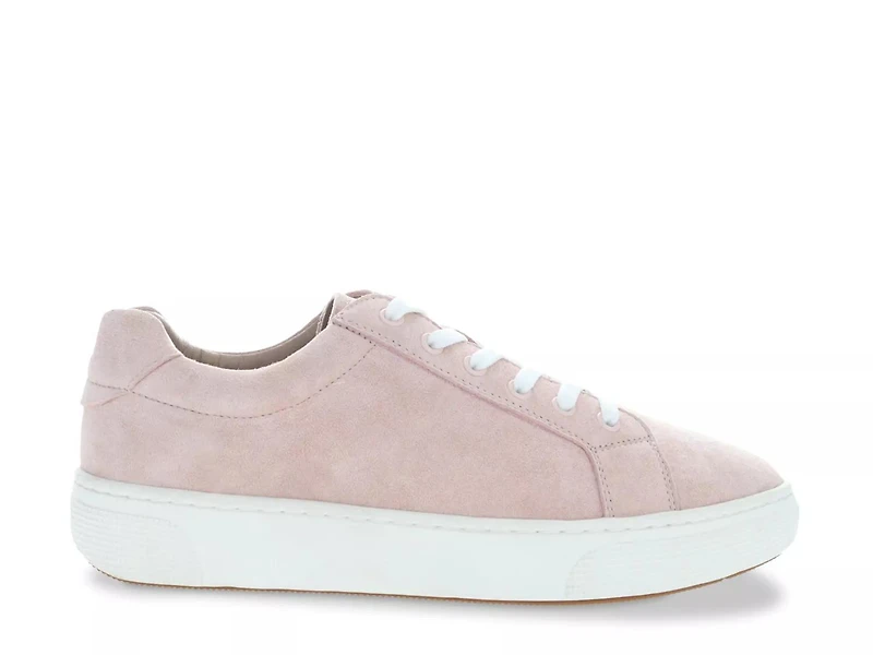 Kinzey Sneaker