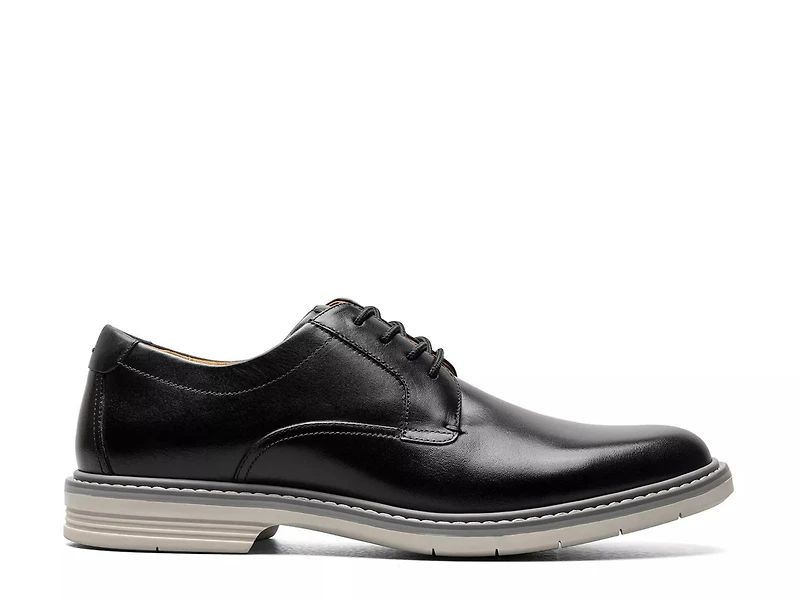 Norwalk Plain Toe Oxford