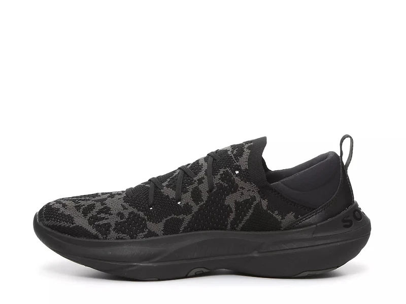 Explorere Blitz Stride Sneaker