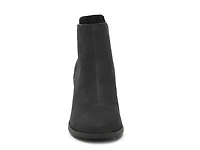 Everly Chelsea Boot - Women's