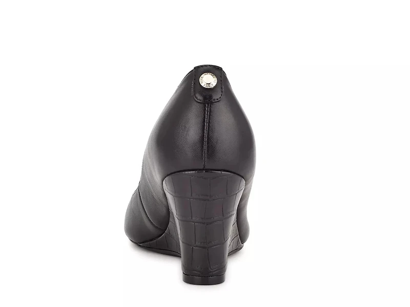 Cape Wedge Pump