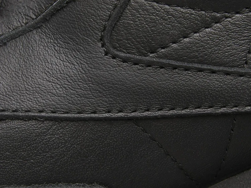 Classic Leather Sneaker