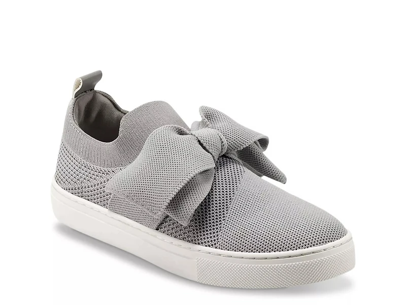 Bryce 2 Sneaker - Women's