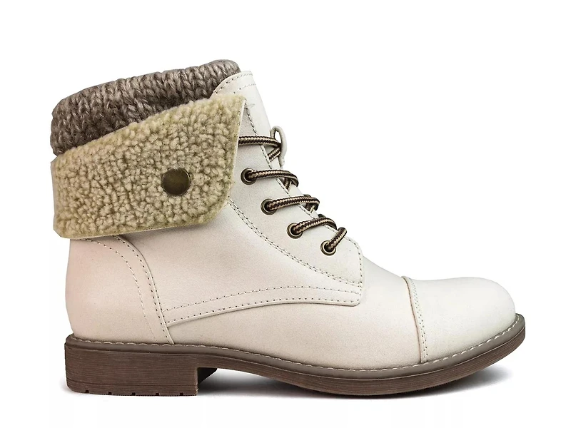 Duena Wide Bootie