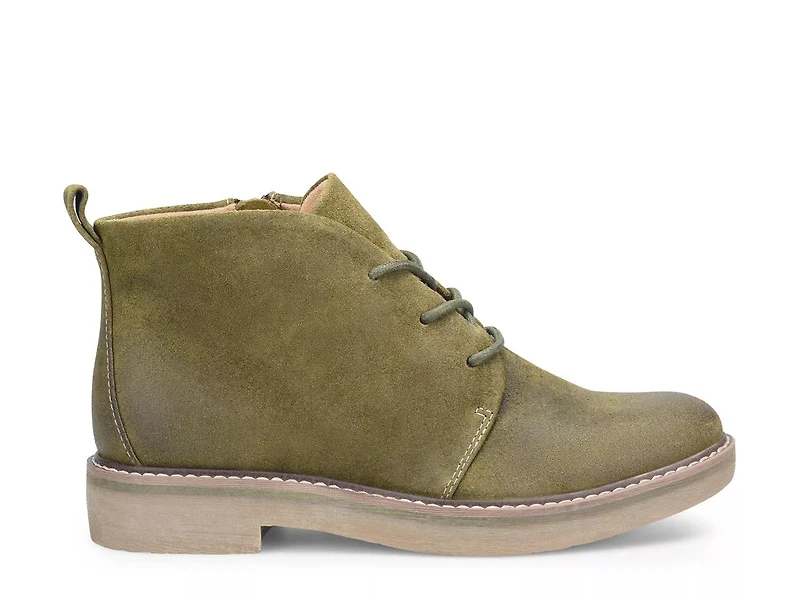 Rebeca Chukka Boot