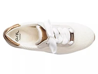 Leigh Sneaker