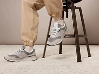 997H Sneaker - Men's