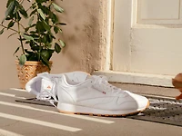 Classic Leather Sneaker