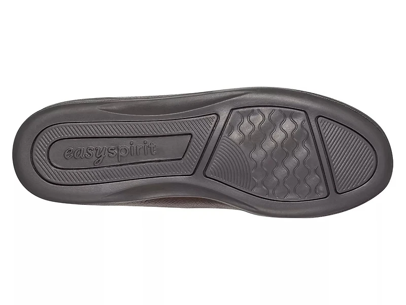 AP1 Walking Sneaker