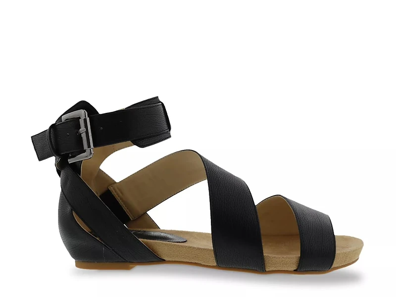 Nambi Sandal