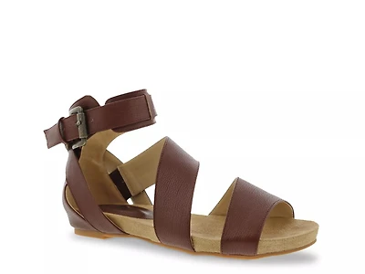 Nambi Sandal
