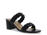Fuss Sandal