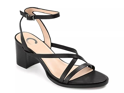 Anikah Sandal