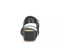 Vaya Wedge Sandal