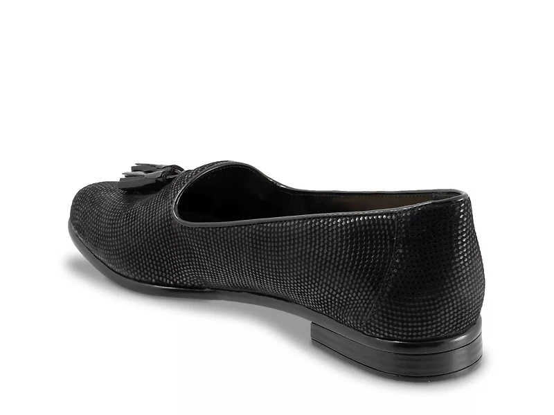 Liz Loafer
