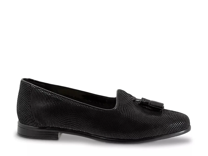 Liz Loafer