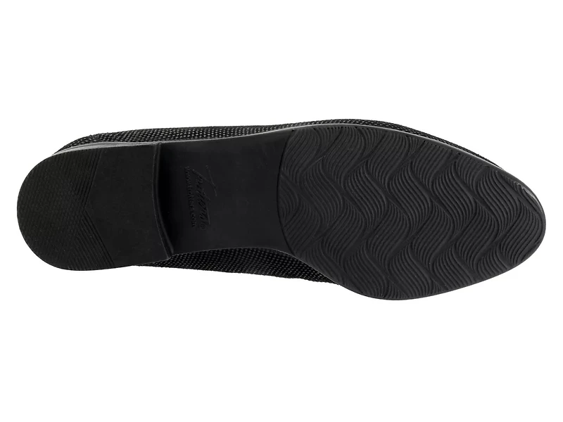 Liz Loafer
