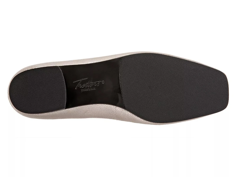 Honesty Loafer