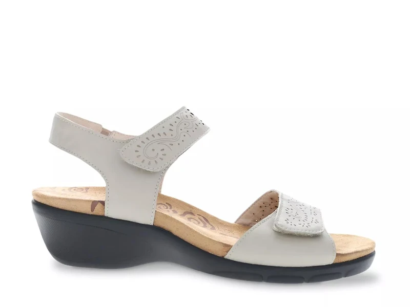 Wanda Sandal