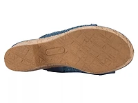 Bethie Platform Sandal