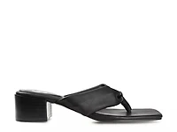 Seelah Sandal