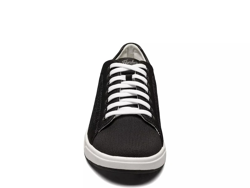Heist Plain Toe Sneaker