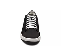 Heist Plain Toe Sneaker