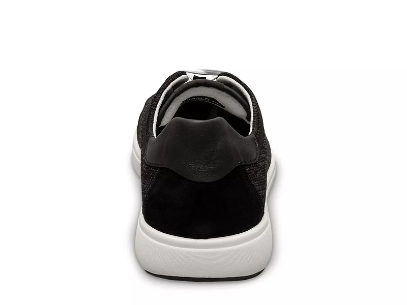 Heist Plain Toe Sneaker