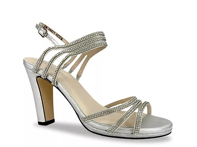 Elizabeth Sandal