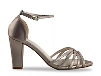 Lauren Sandal
