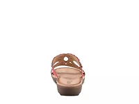 Twirling Wedge Sandal